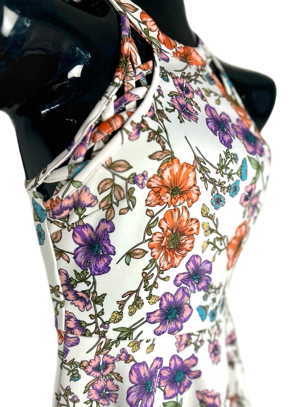 *NWOT 🌸Colorful Floral Halter Dress with Beautiful Purple, Blue & Orange Flowers - Picture 4 of 12